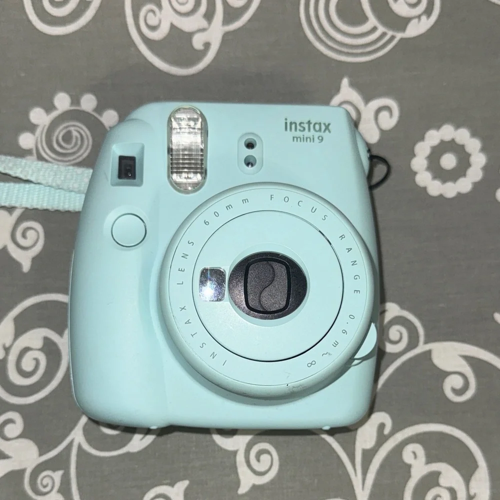 Instax Mini 9 Instant Camera - Mint Green